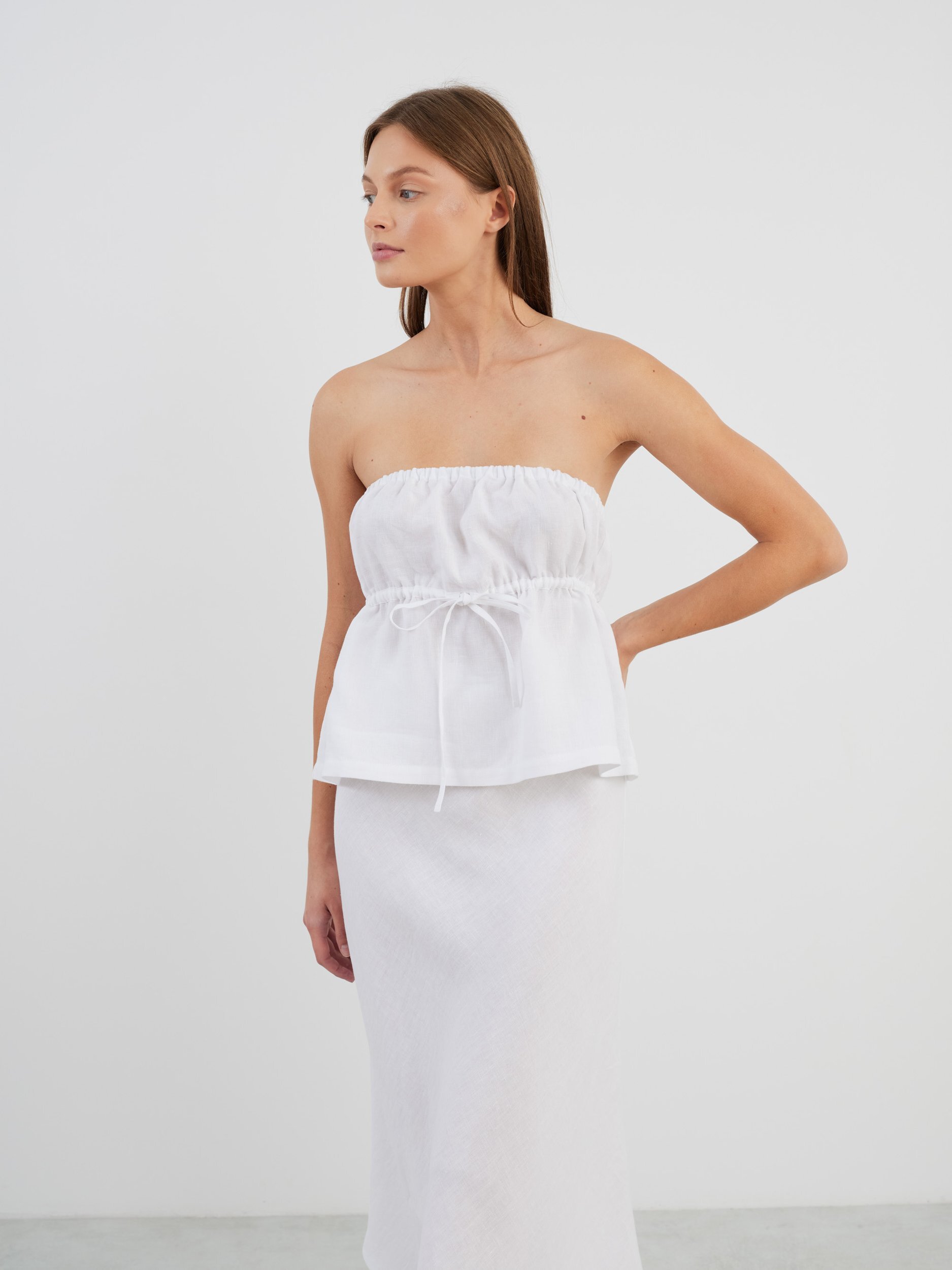 PHEOBE Linen Strapless Top - Image 1