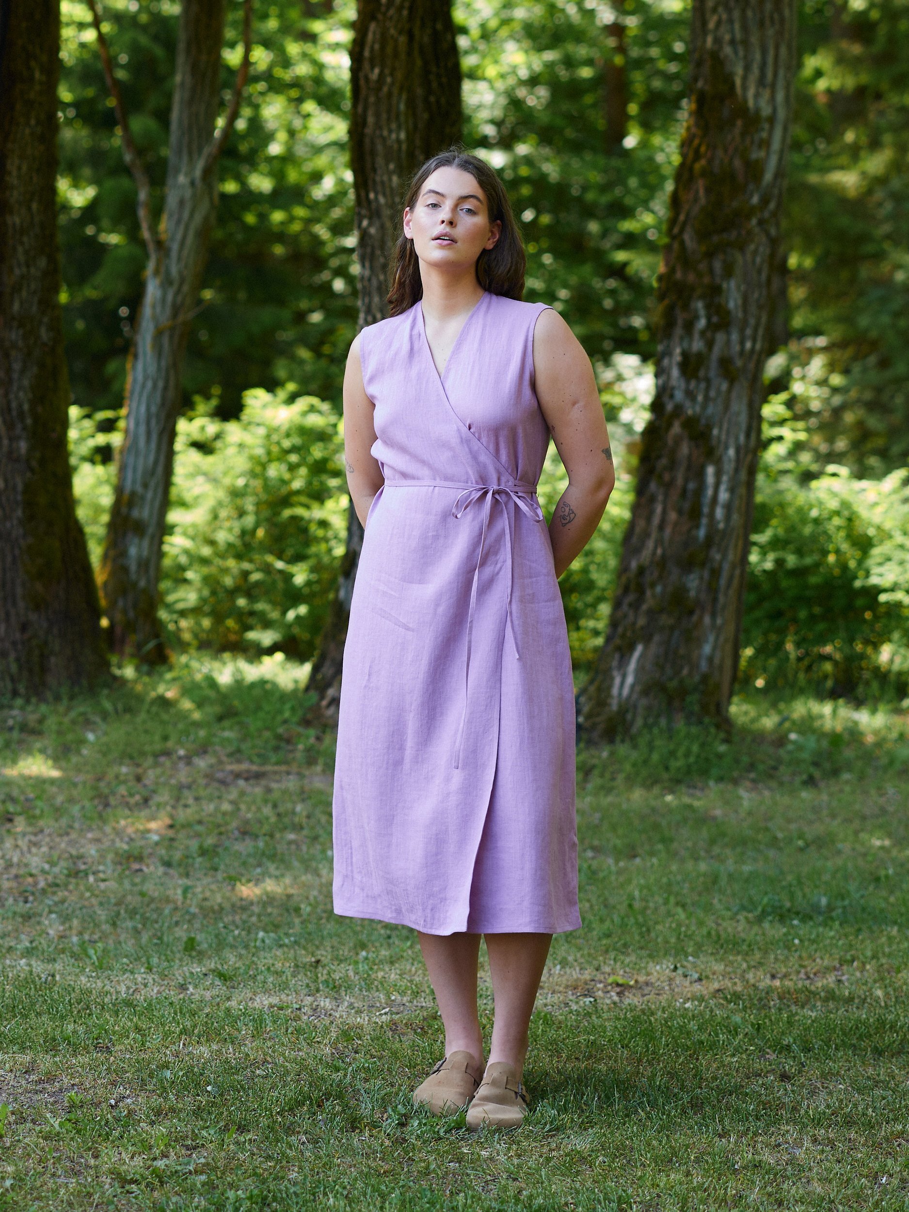 PIA Tie Waist Linen Midi Dress - Image 2