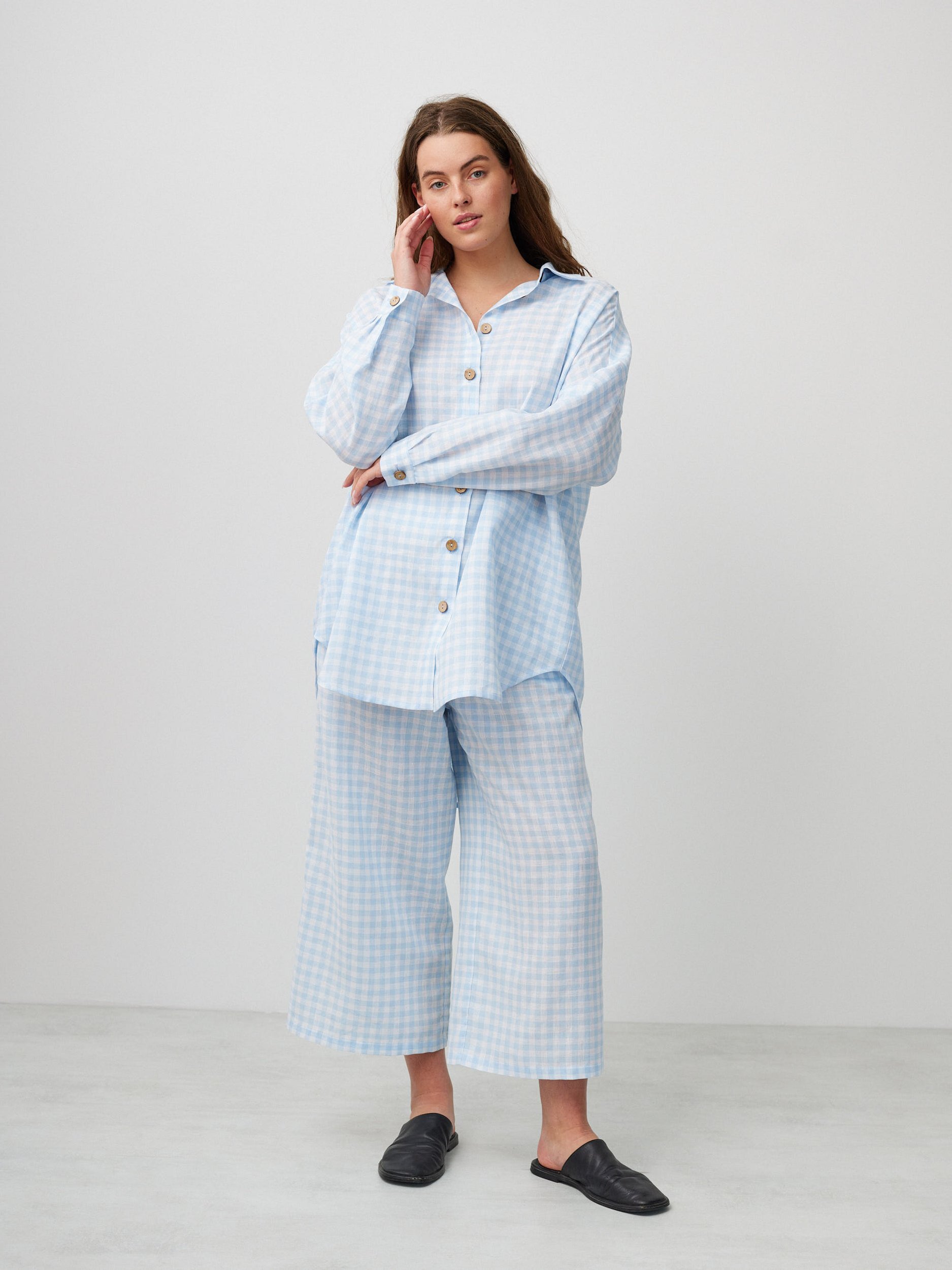 PINE Oversized Linen Shirt - Image 3