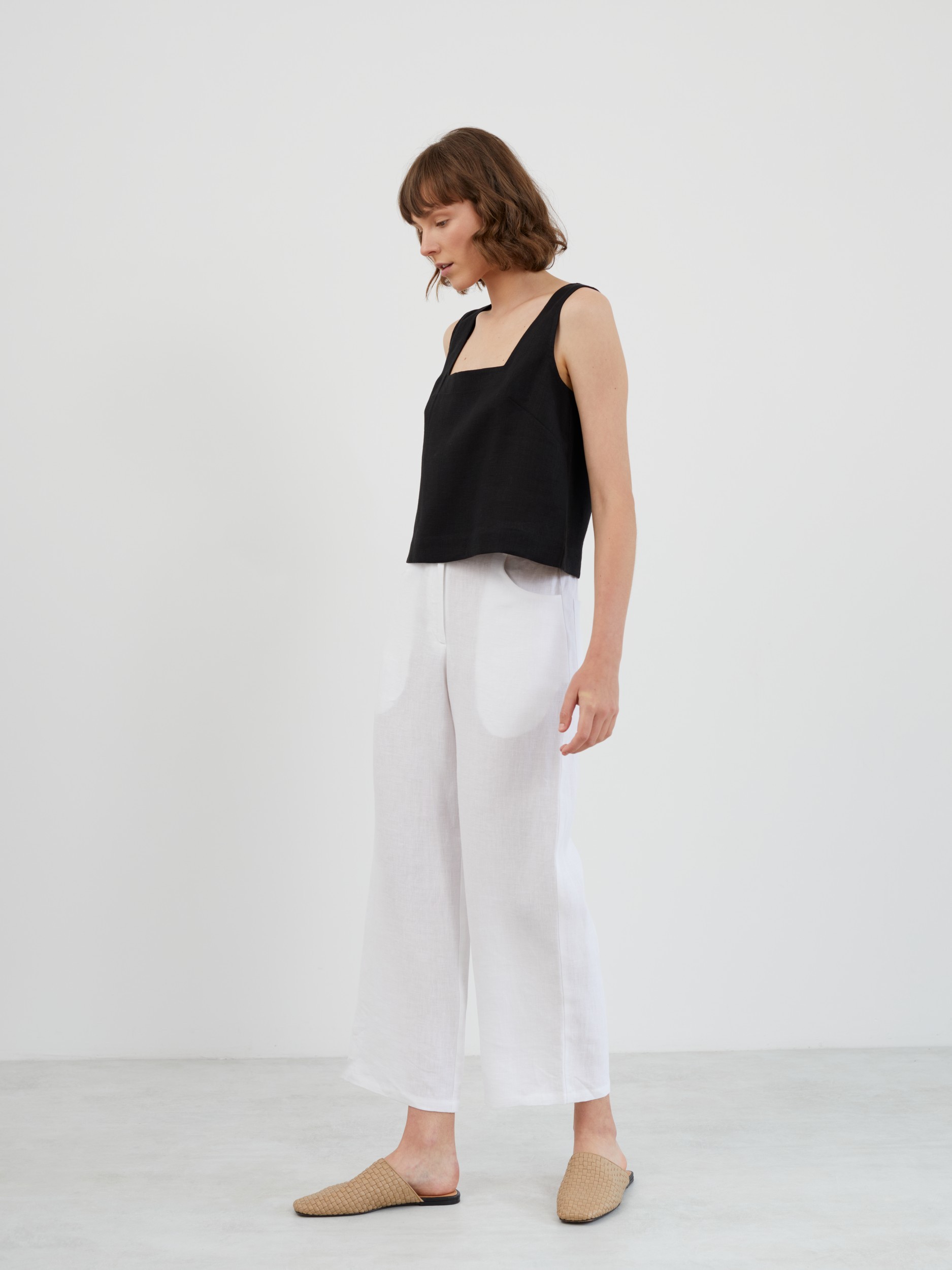 Square Neck Linen Tank Top RAE - Image 3