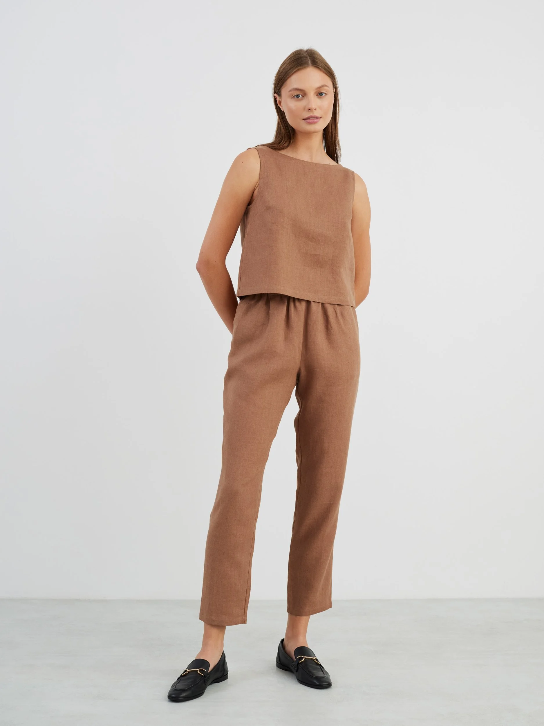 Image 4 of RAVEN Tapered Linen Pants in Brown from Love and Confuse