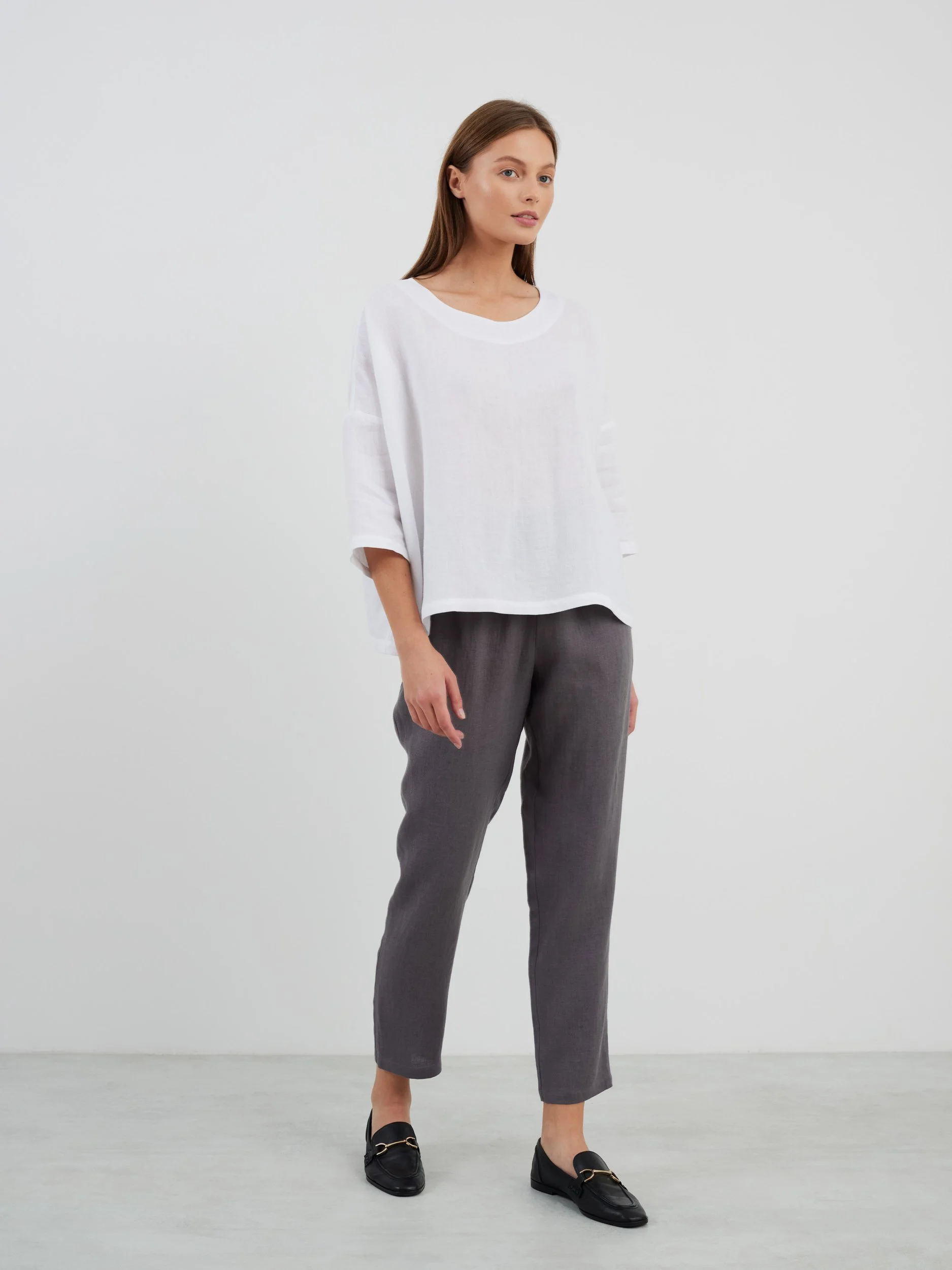 Image 3 of RAVEN Tapered Linen Pants in Light Grey from Love and Confuse
