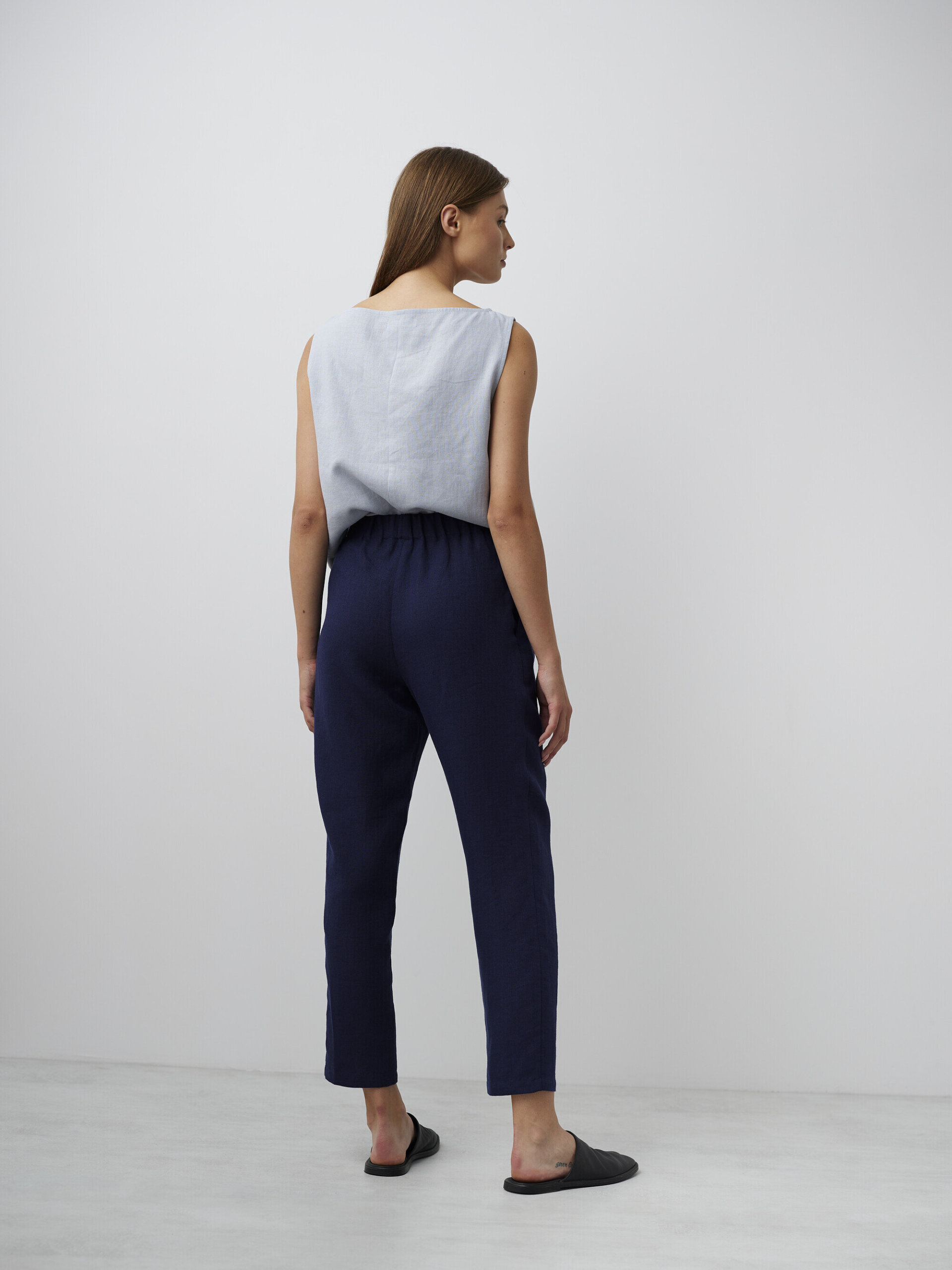 RAVEN Tapered Linen Pants - Image 5