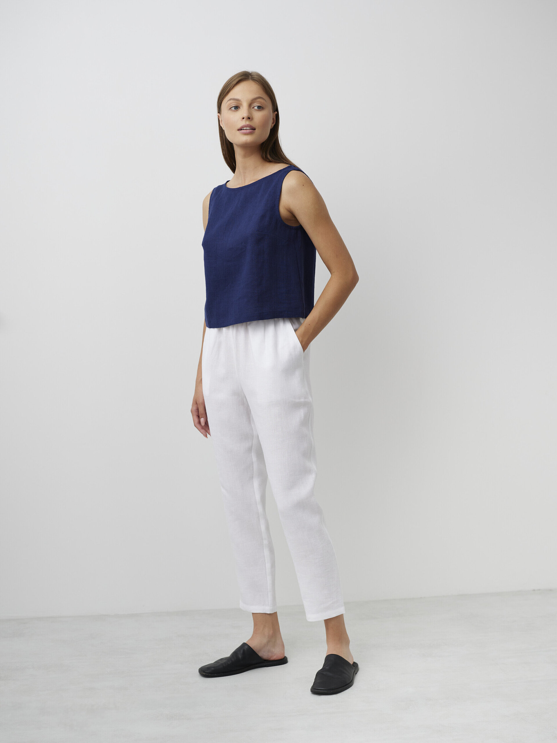 RAVEN Tapered Linen Pants - Image 3