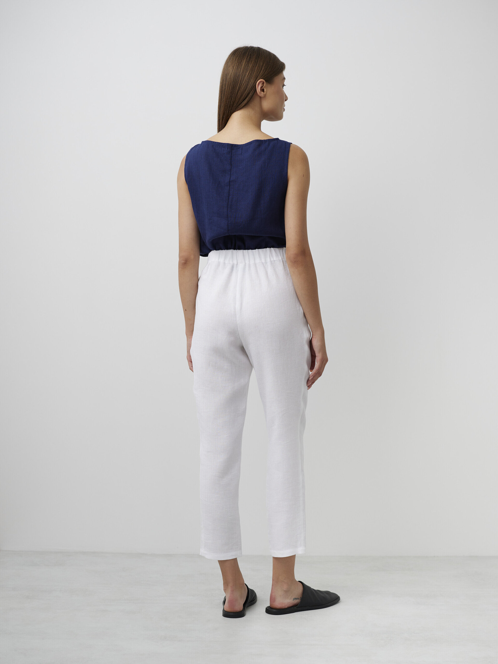 RAVEN Tapered Linen Pants - Image 4