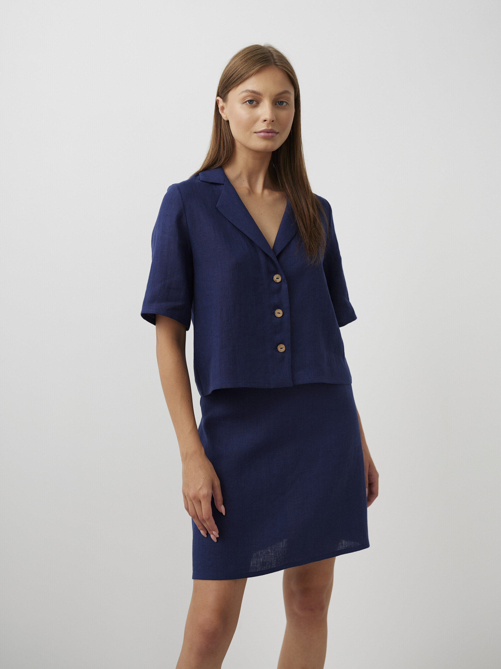 RAY Cropped Linen Shirt - Image 3