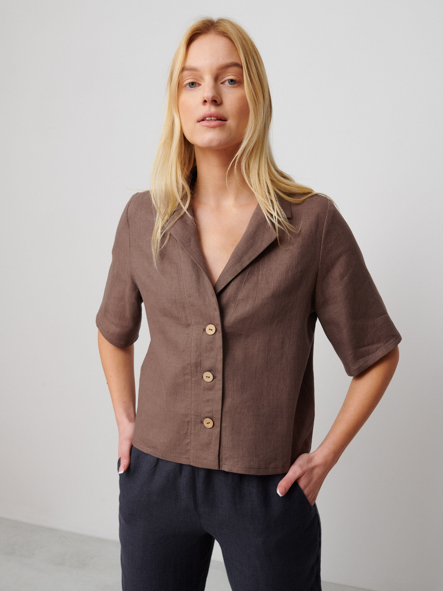 RAY Short Sleeve Linen Shirt - Image 1