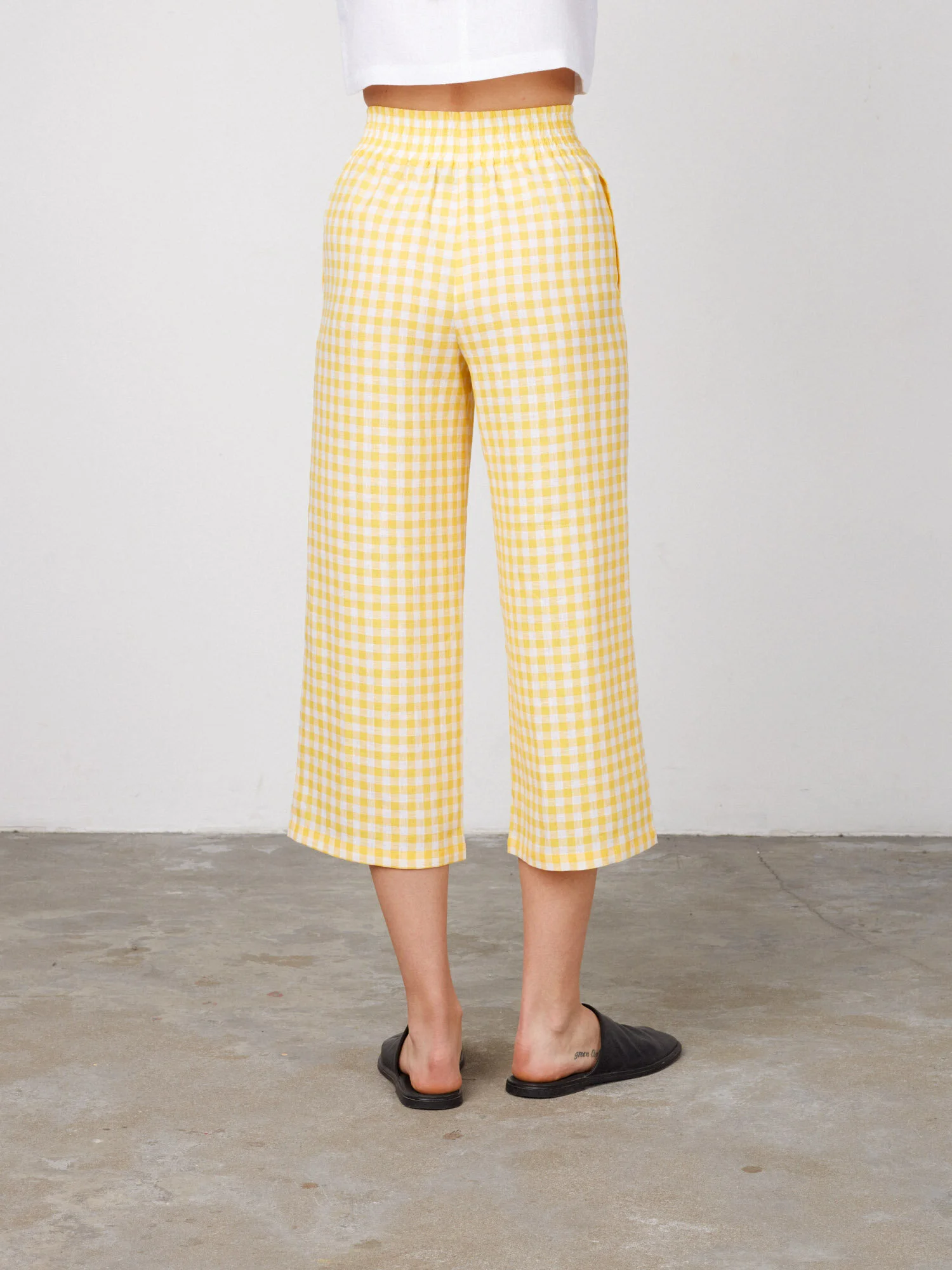 Bild 5 von RILEY - Hochgeschnittene Leinenhose mit weitem Bein in Yellow Gingham, you can also choose other colors above von Love and Confuse