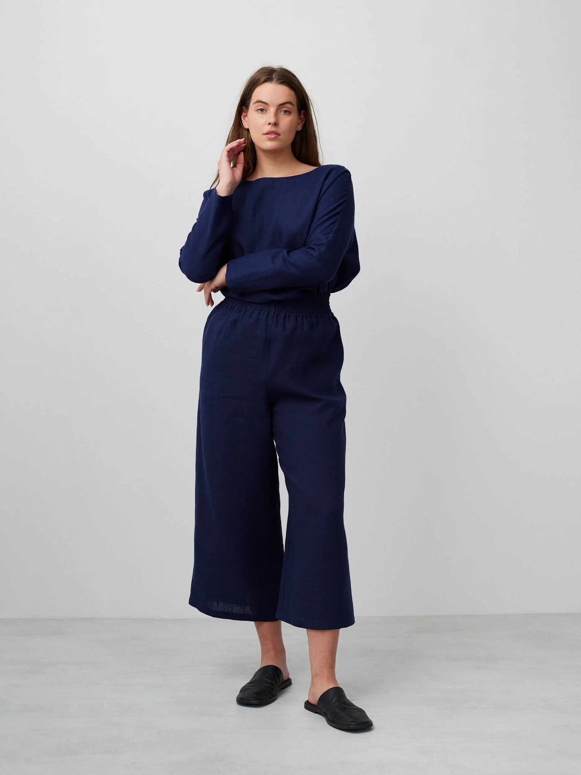 Image 2 of RUMI Long Sleeve Linen Top in Navy Blue from Love and Confuse