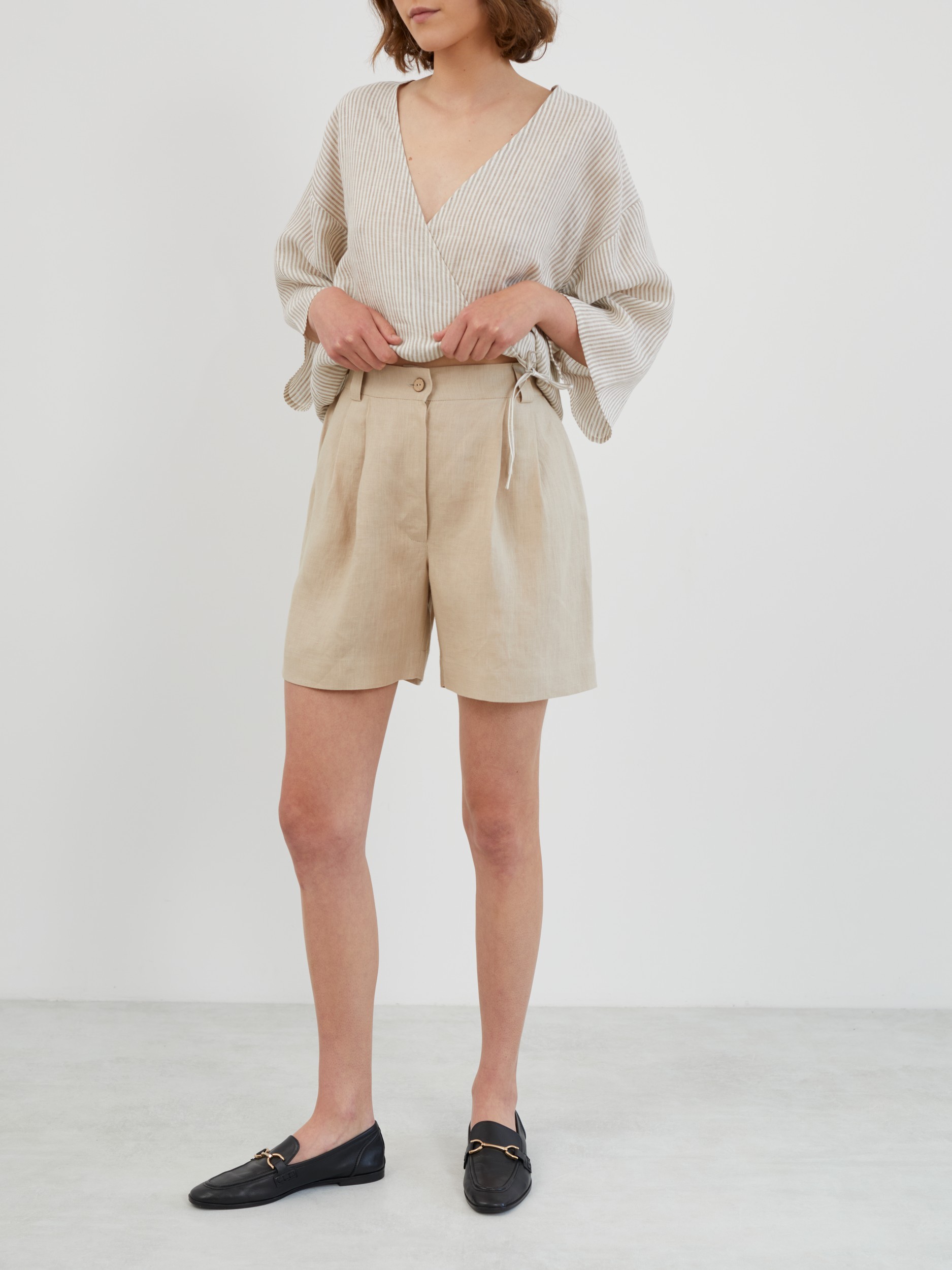 Tailored Linen Shorts SAIGE - Image 2
