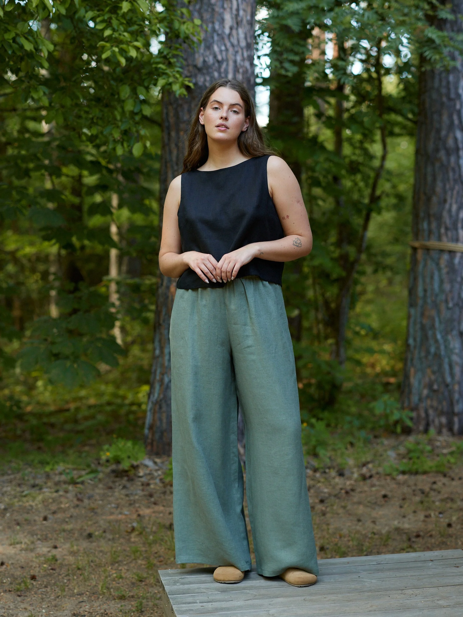 Image 3 of SONATE Linen Tank Top in Black from Love and Confuse