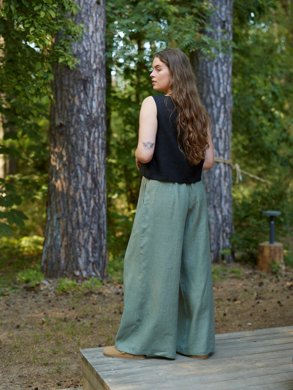 SONATE lyhyt pellavatoppi Musta — takaa