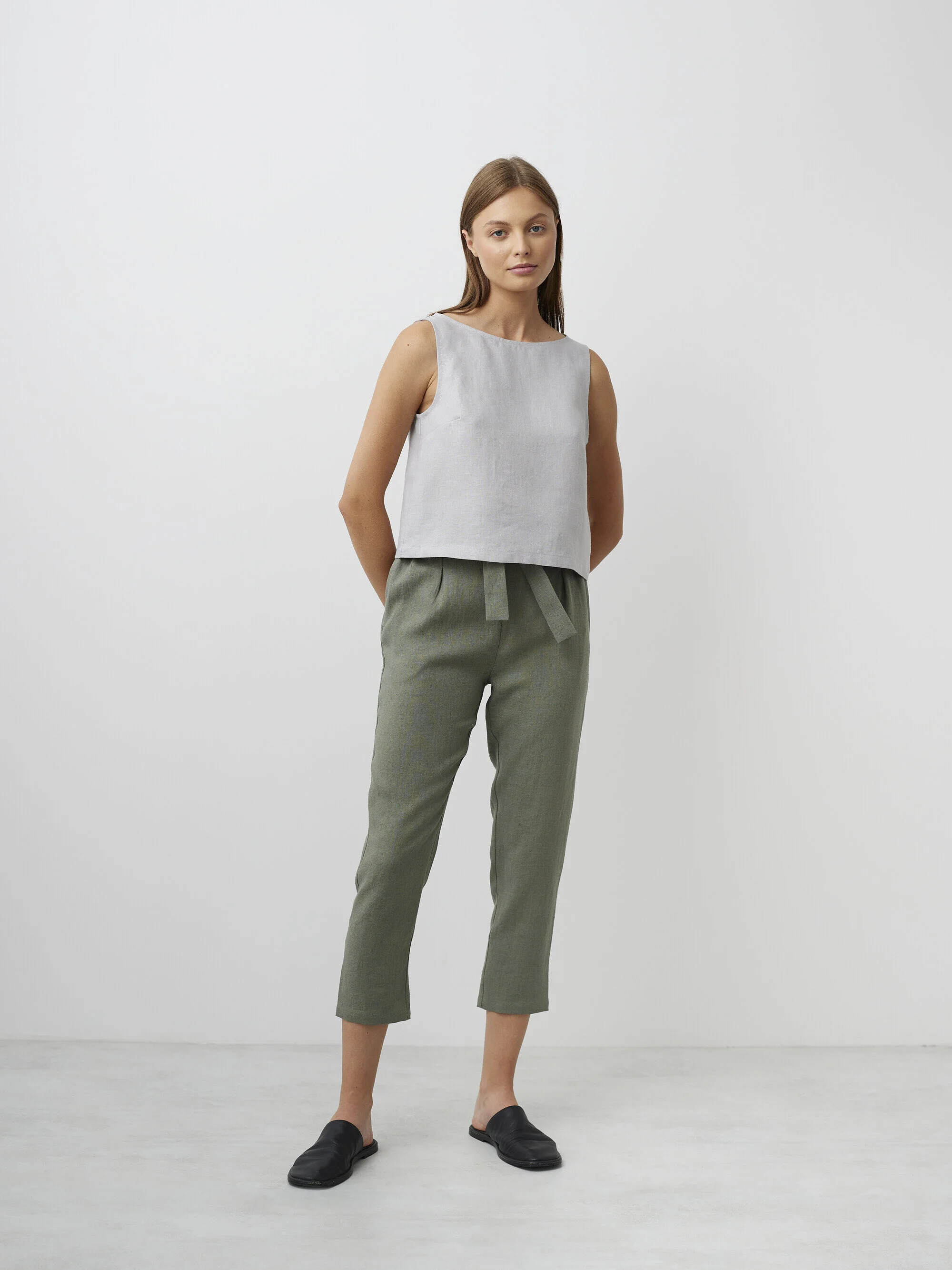 Bild 2 von SONATE Leinen-Tanktop in Cloudy Grey, you can also choose other colors above von Love and Confuse