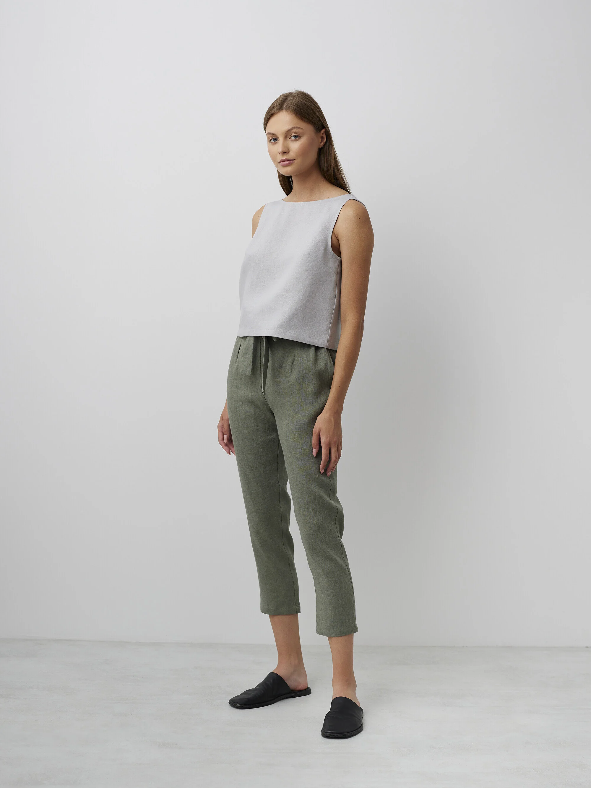 Bild 4 von SONATE Leinen-Tanktop in Cloudy Grey, you can also choose other colors above von Love and Confuse