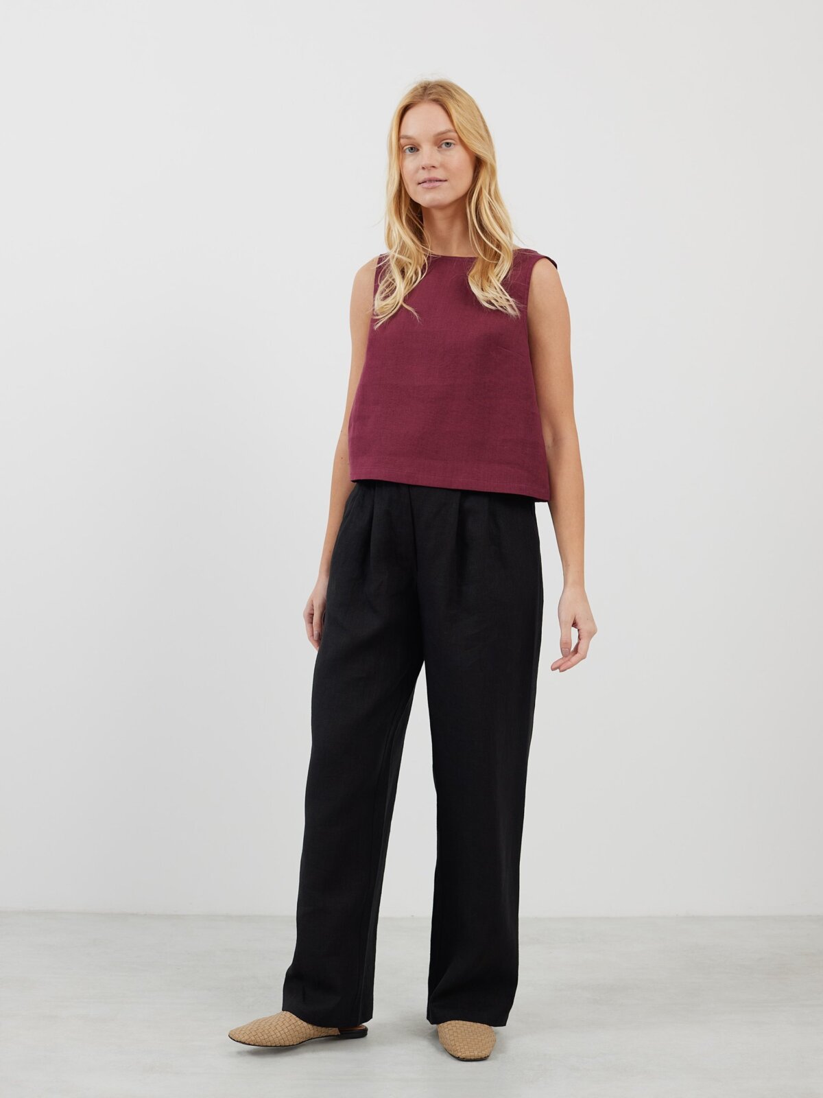 Bild 3 von SONATE Leinen-Tanktop in Aubergine von Love and Confuse