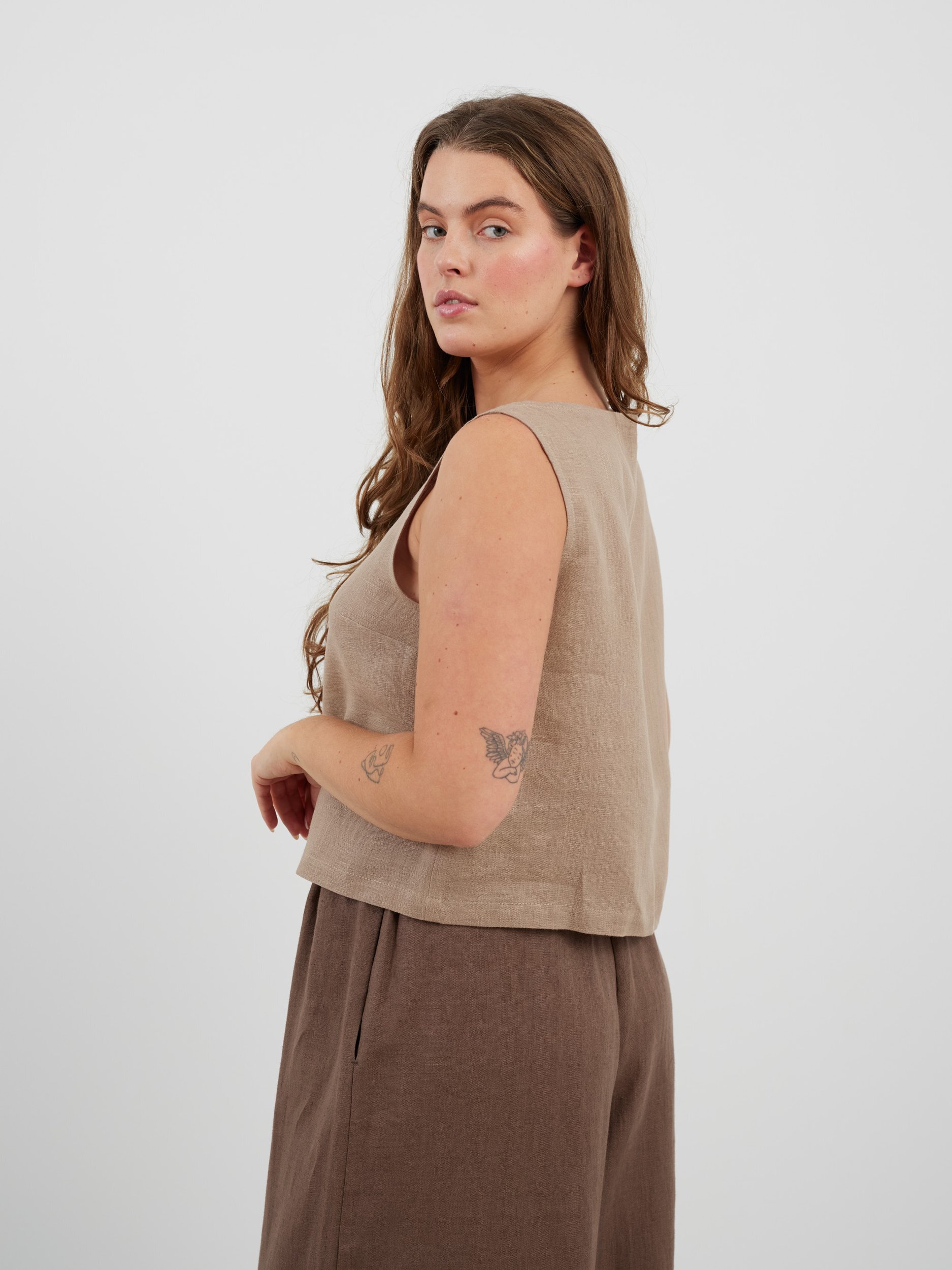 SONATE Linen Tank Top - Image 4