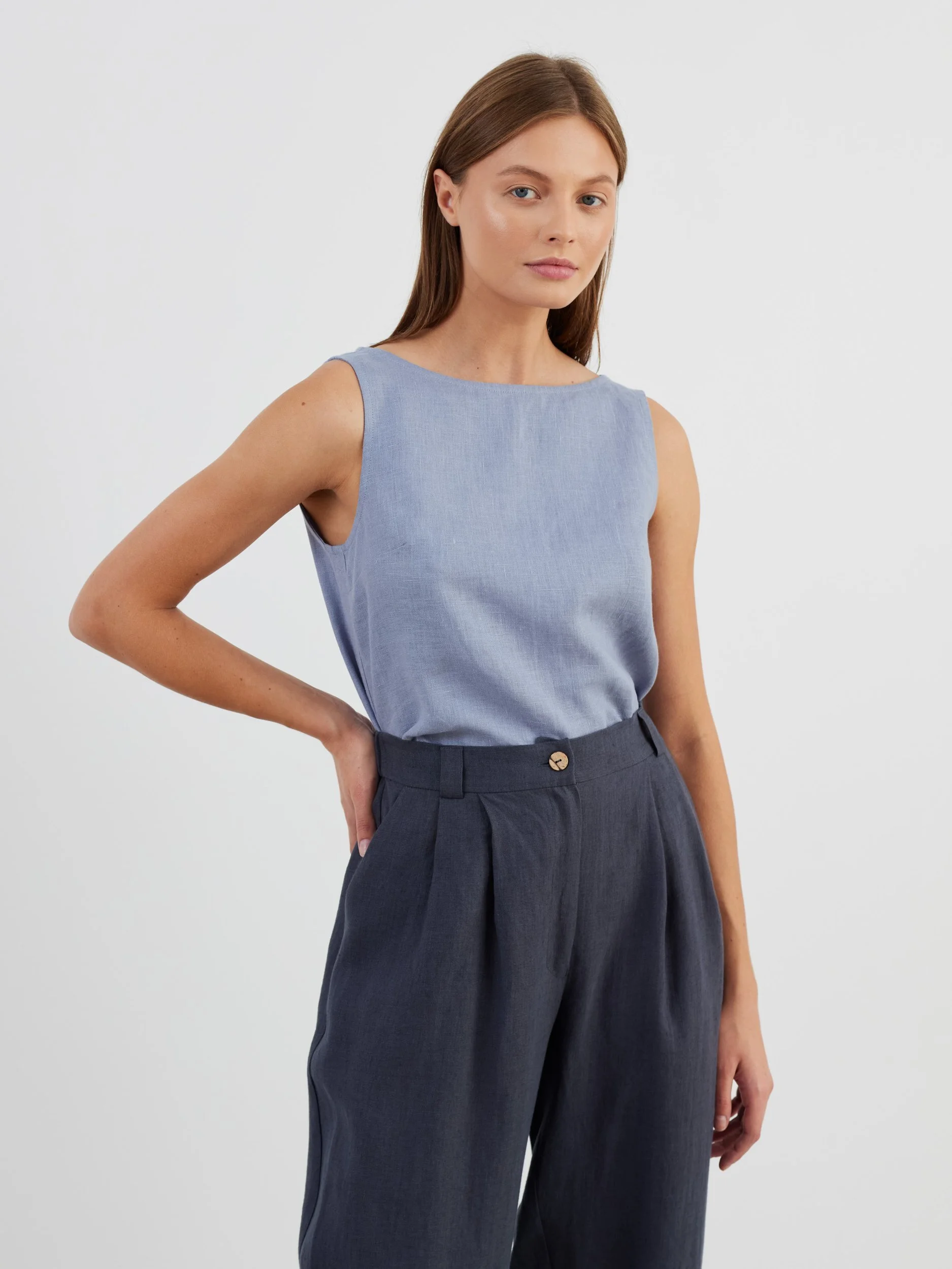 Image 3 of SONATE Linen Tank Top in Vista Blue from Love and Confuse