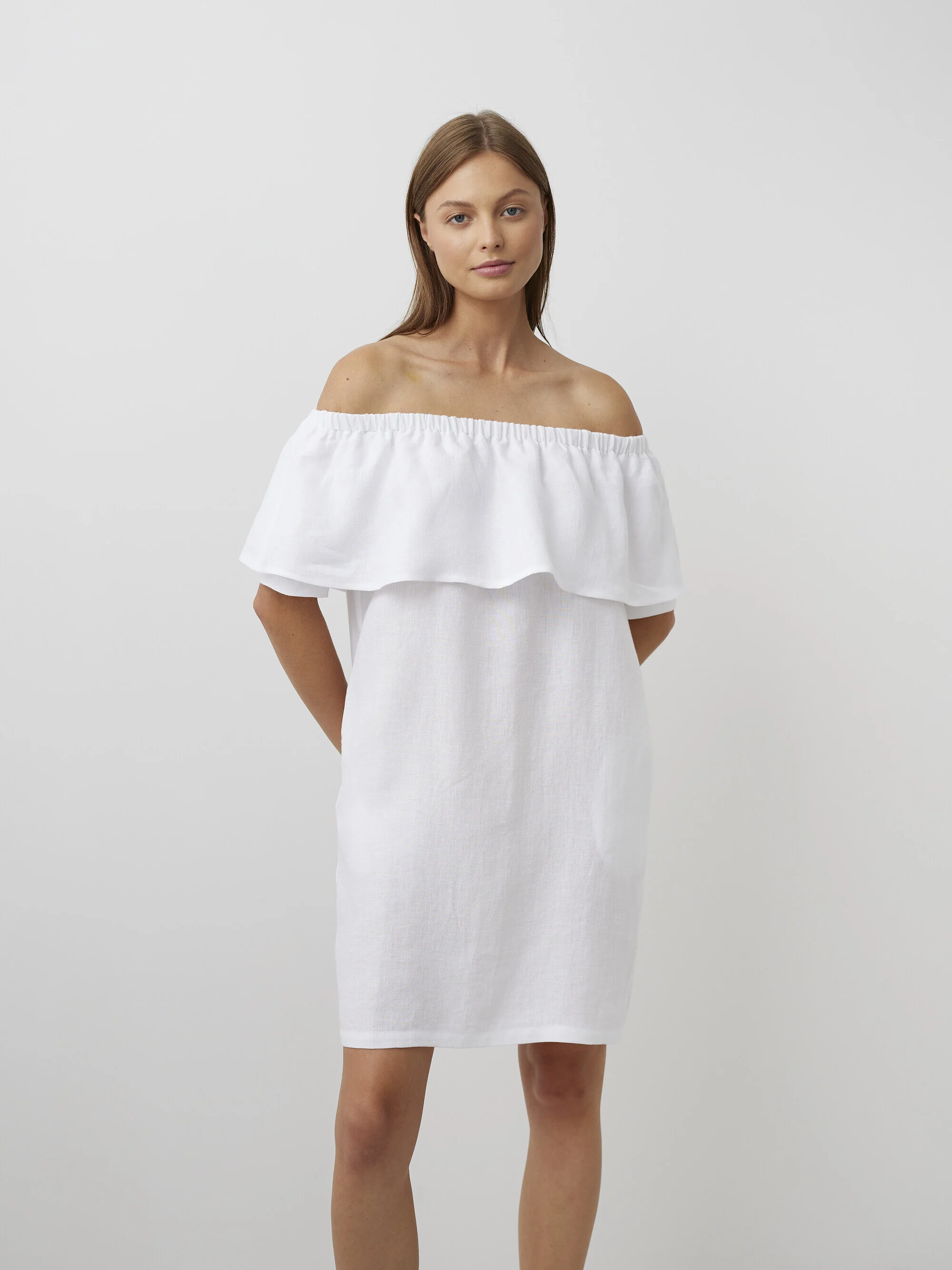 Bild 1 von THALIA Schulterfreies Leinenkleid in von Love and Confuse